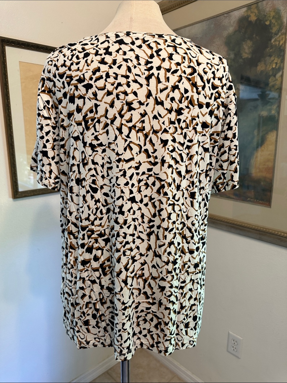 NINE WEST Soft Spun Short Sleeve Cream/Black/Camel Pattern Top XXL - Picture 9 of 11